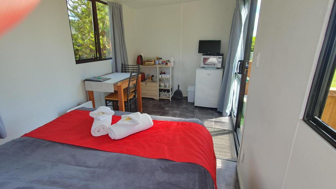 Apartmán Lakeview Studio Cabin Kuratau Exteriér fotografie