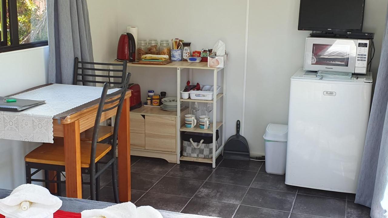 Apartmán Lakeview Studio Cabin Kuratau Exteriér fotografie